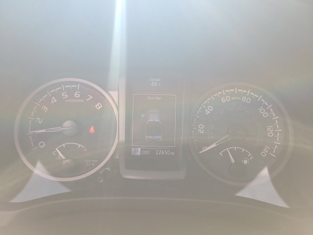 Used 2023 Toyota Tacoma TRD Off-Road image 25