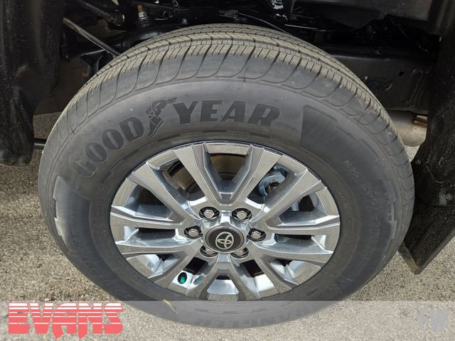 Certified 2026 Toyota Tacoma Limited AWD/4WD image 30