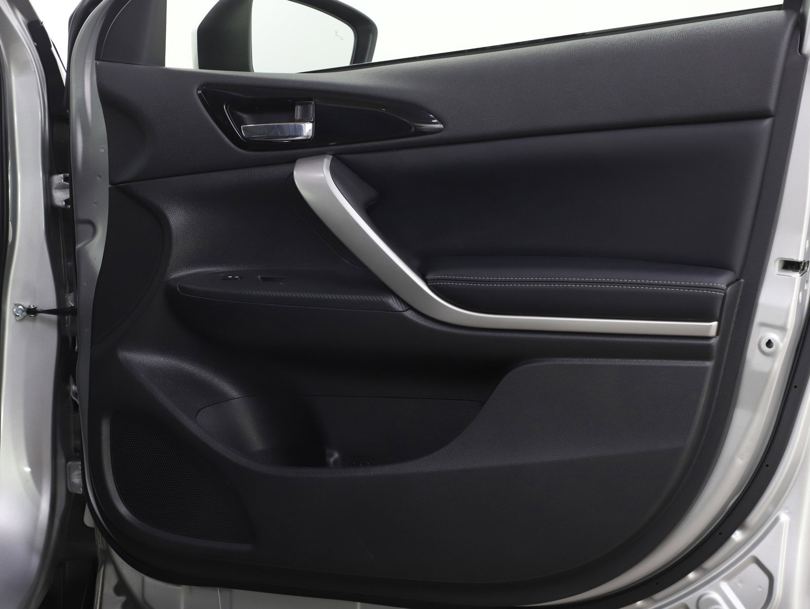 Used 2025 Mitsubishi Eclipse Cross SE image 12