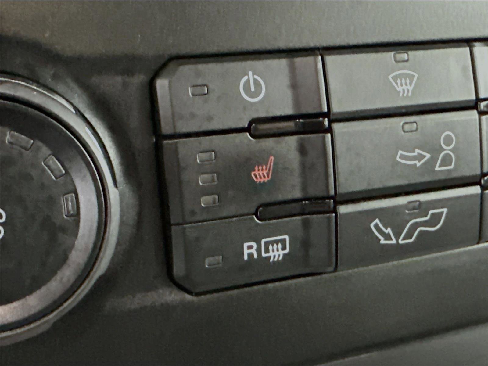 Used 2015 Ford F150 XLT w/ Equipment Group 302A Luxury image 31