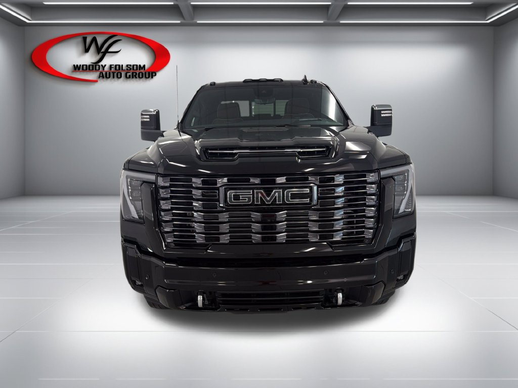 New 2026 GMC Sierra 3500 Denali Ultimate AWD/4WD image 3