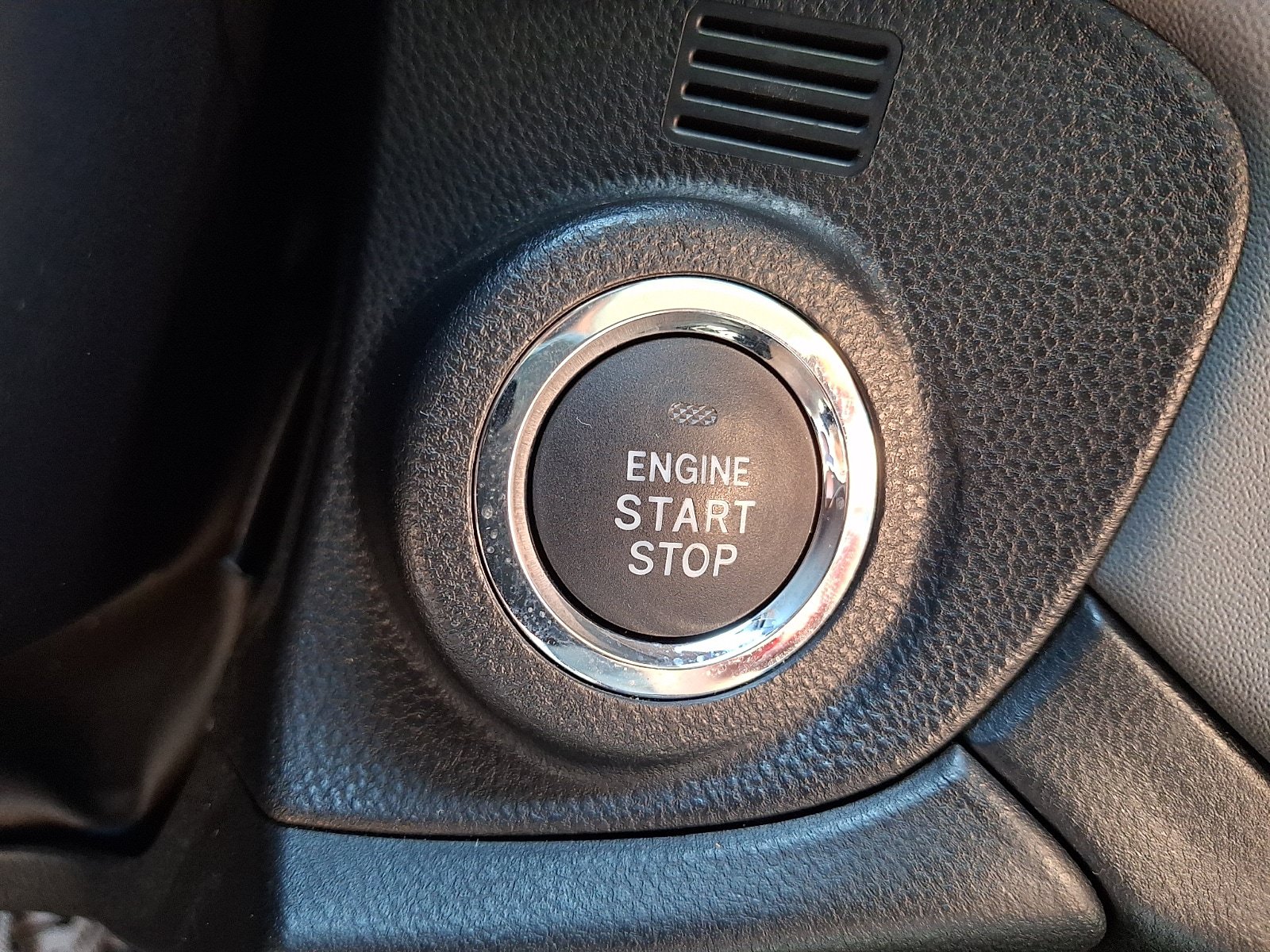 Certified 2024 Subaru Outback Premium AWD/4WD image 21