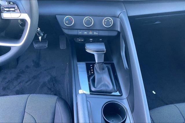 New 2026 Hyundai Elantra SE w/ Cargo Package image 8