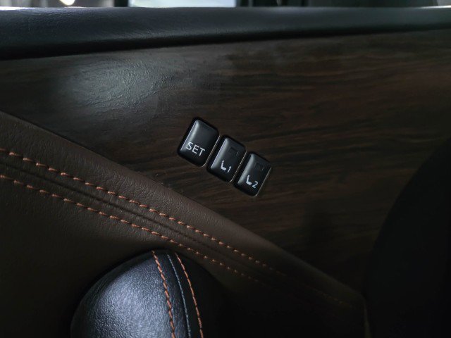 Used 2020 Nissan Armada Platinum w/ Platinum Reserve Package AWD/4WD image 38