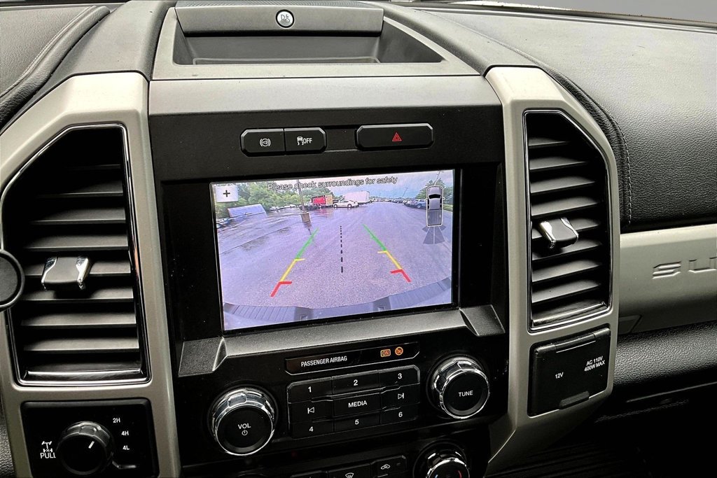 Certified 2019 Ford F250 Lariat w/ Lariat Value Package AWD/4WD image 19