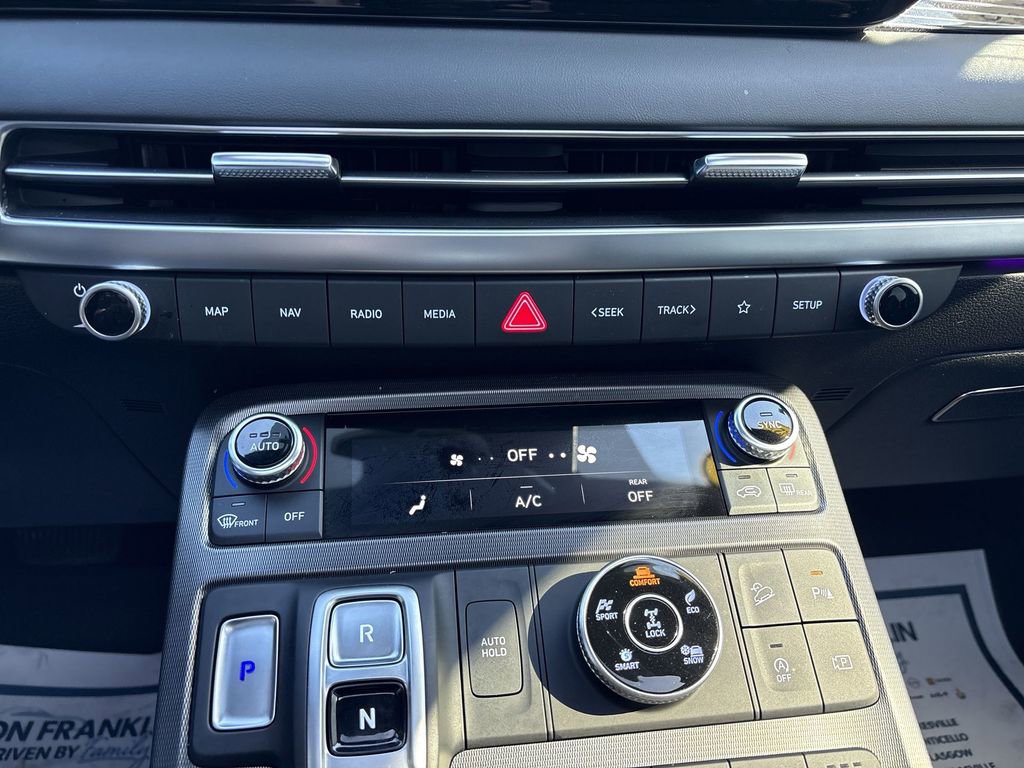 Used 2025 Hyundai Palisade Calligraphy image 17