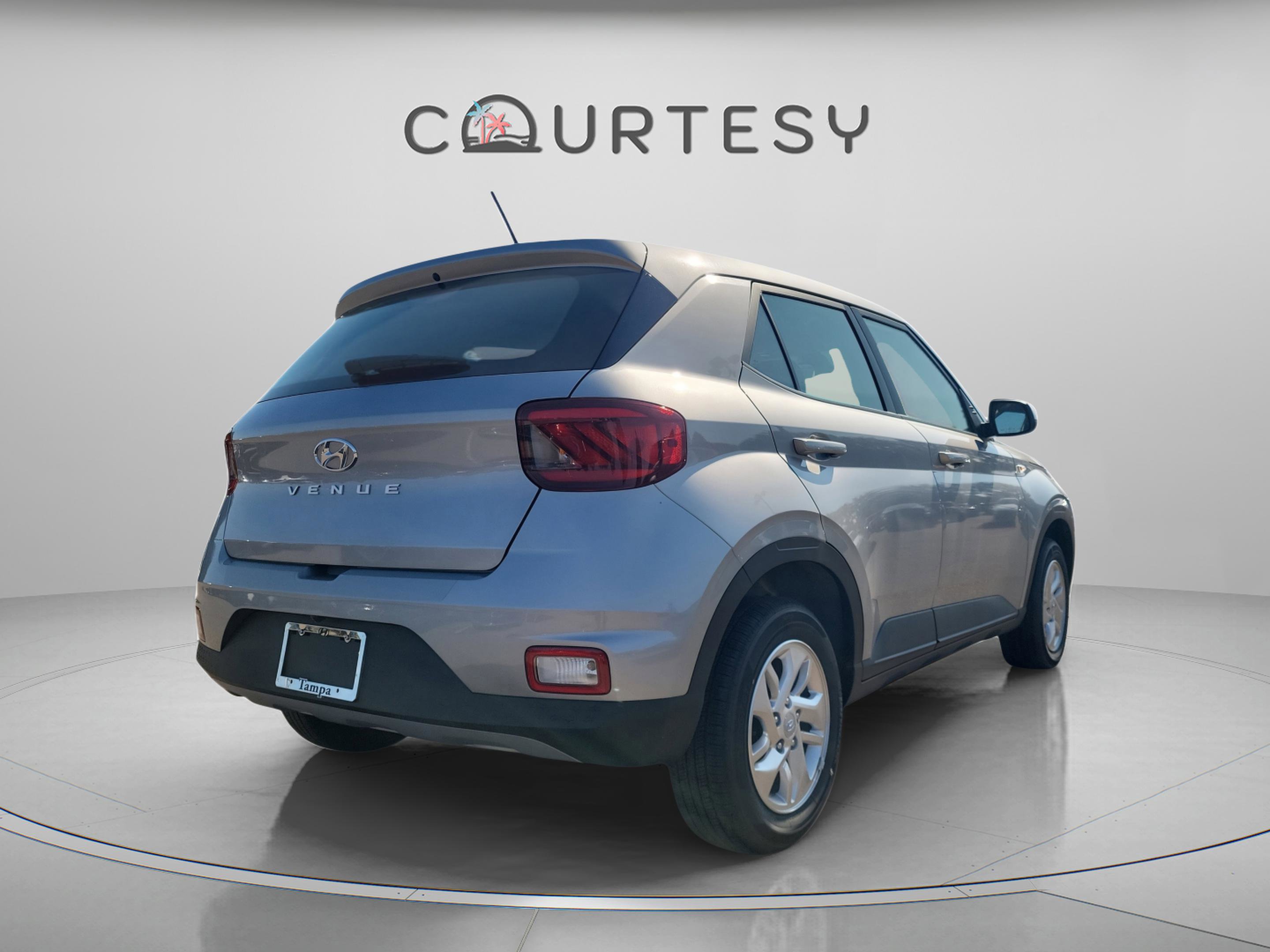 New 2026 Hyundai Venue SE image 4