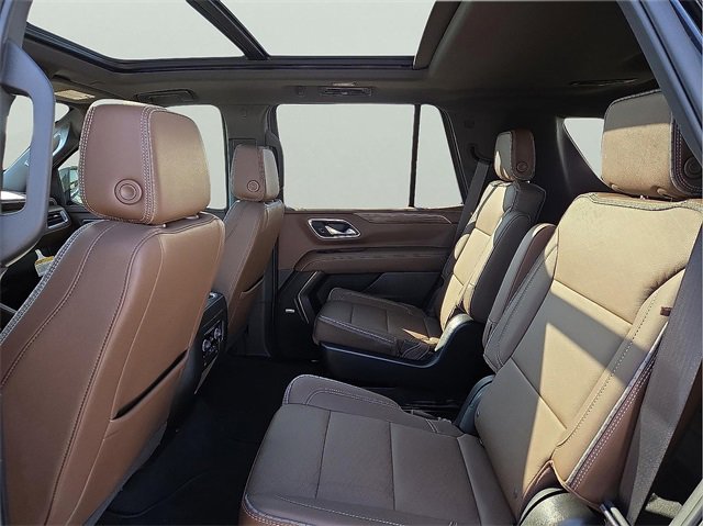 Used 2023 Chevrolet Tahoe High Country image 11