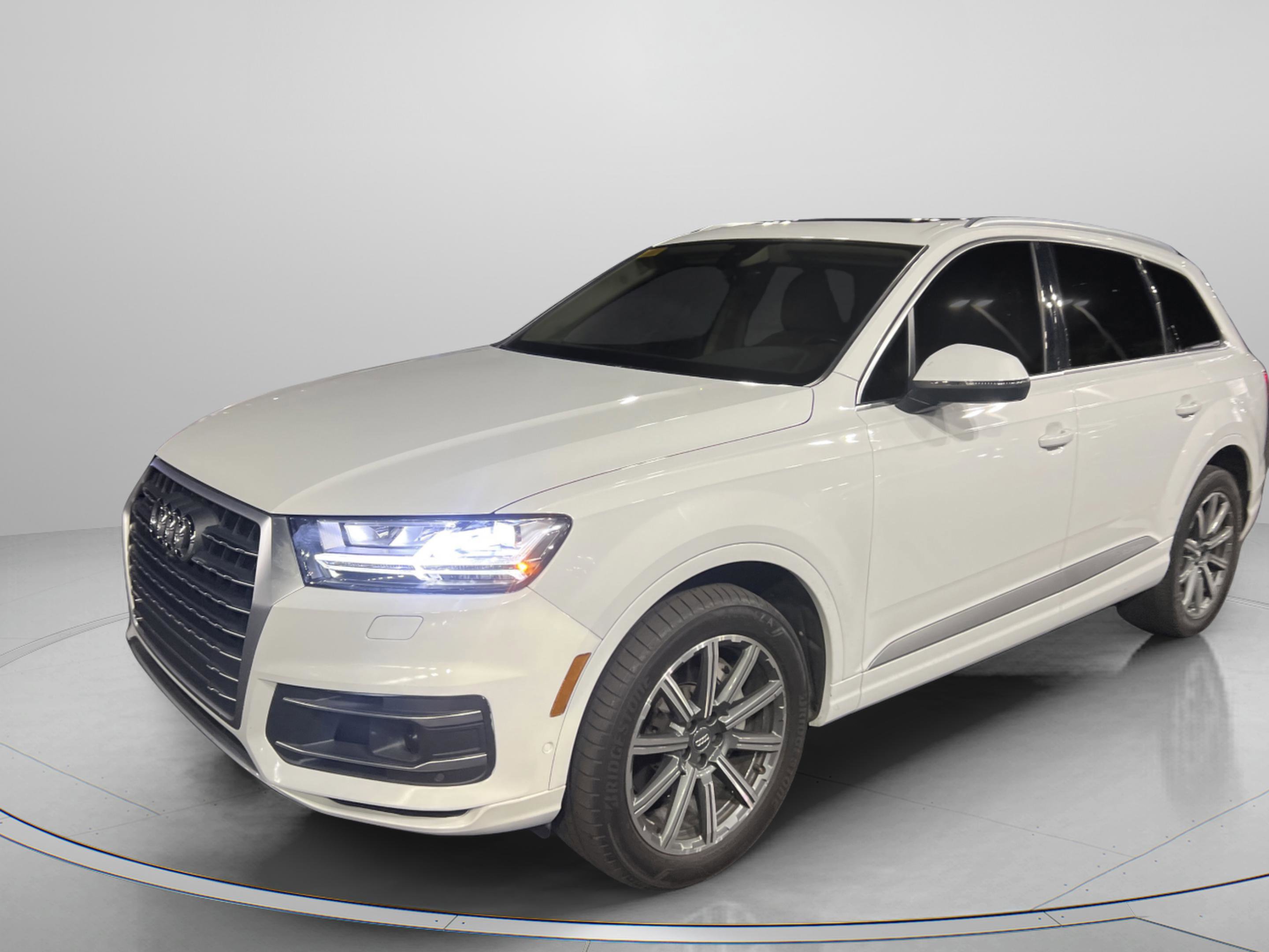 Used 2019 Audi Q7 3.0T Premium Plus w/ Premium Plus Package image 3
