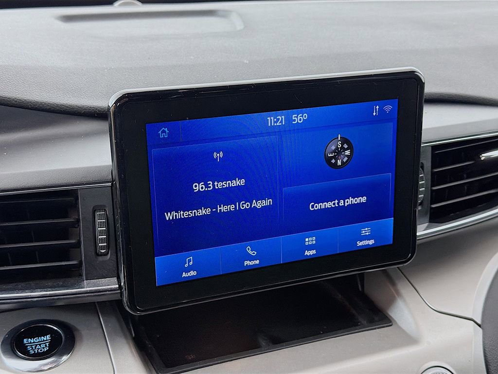 Used 2022 Ford Explorer XLT w/ Equipment Group 202A AWD/4WD image 33