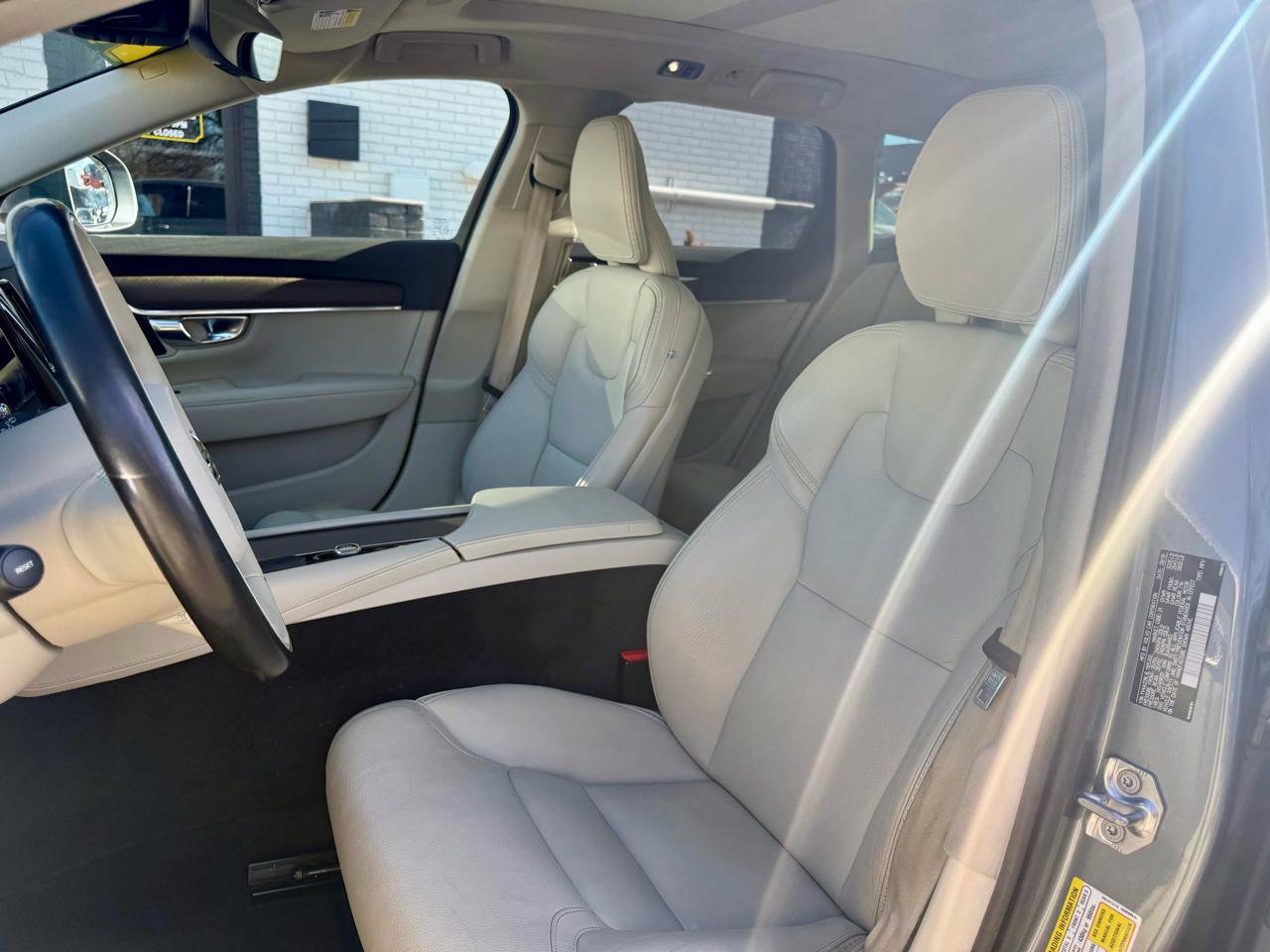 Used 2020 Volvo V90 T6 Cross Country AWD/4WD image 17