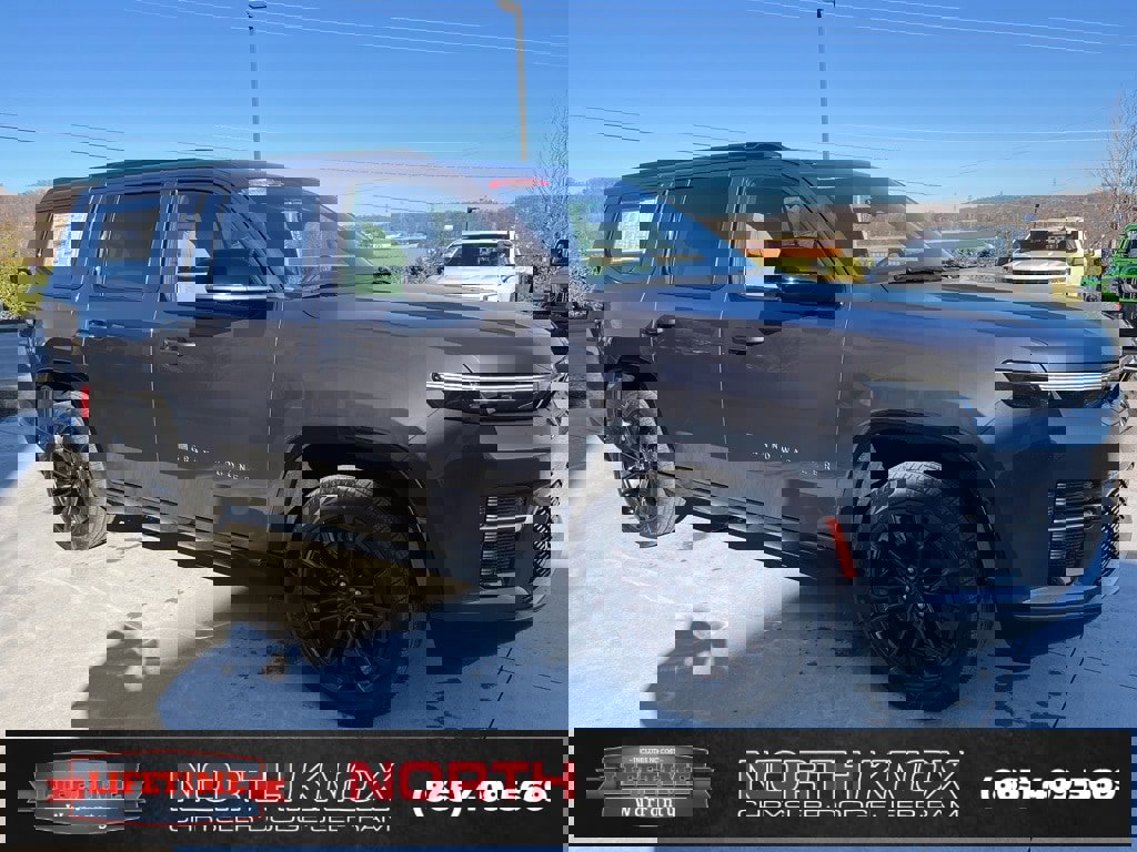 New 2026 Jeep Grand Wagoneer Summit image 34