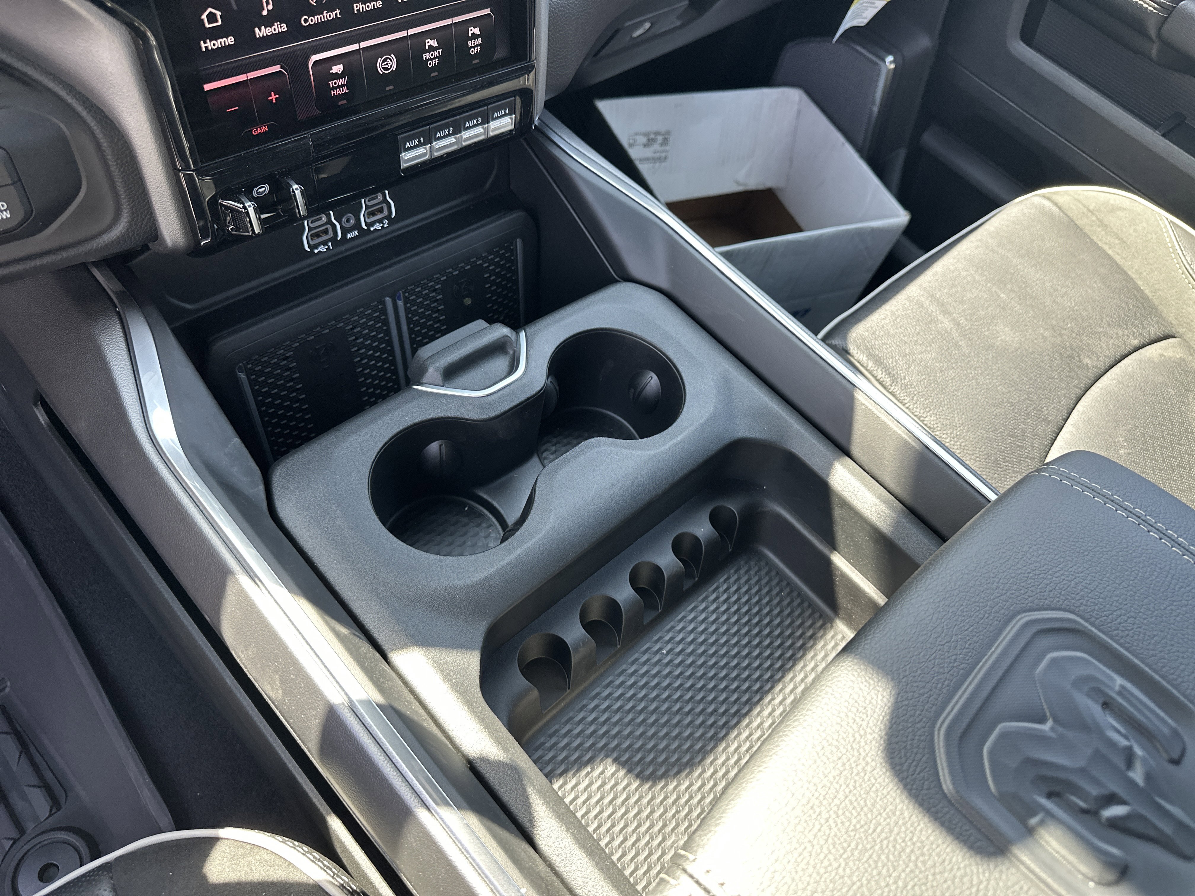 New 2026 RAM 3500 Laramie image 27