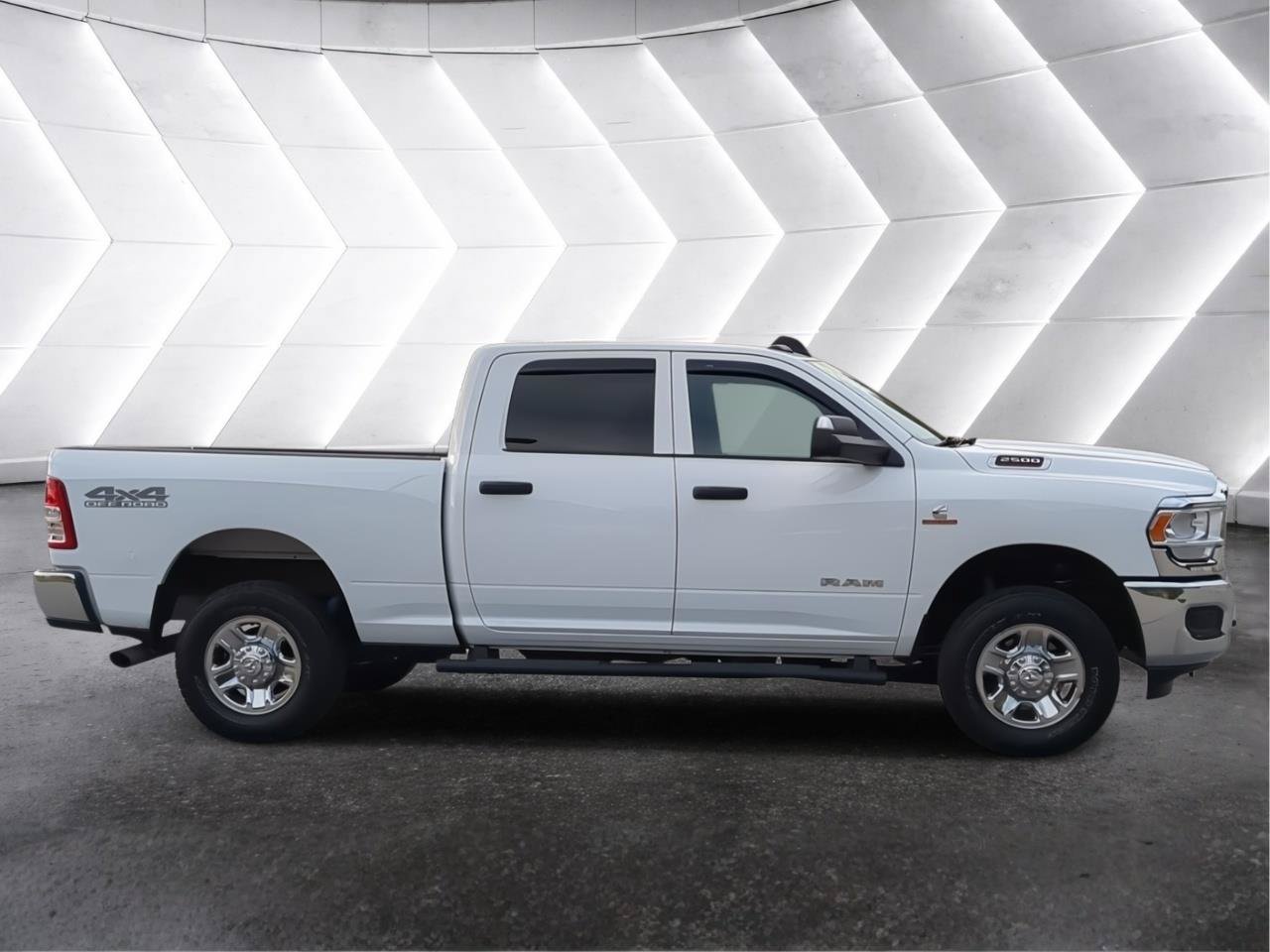 Used 2022 RAM 2500 Tradesman AWD/4WD image 2