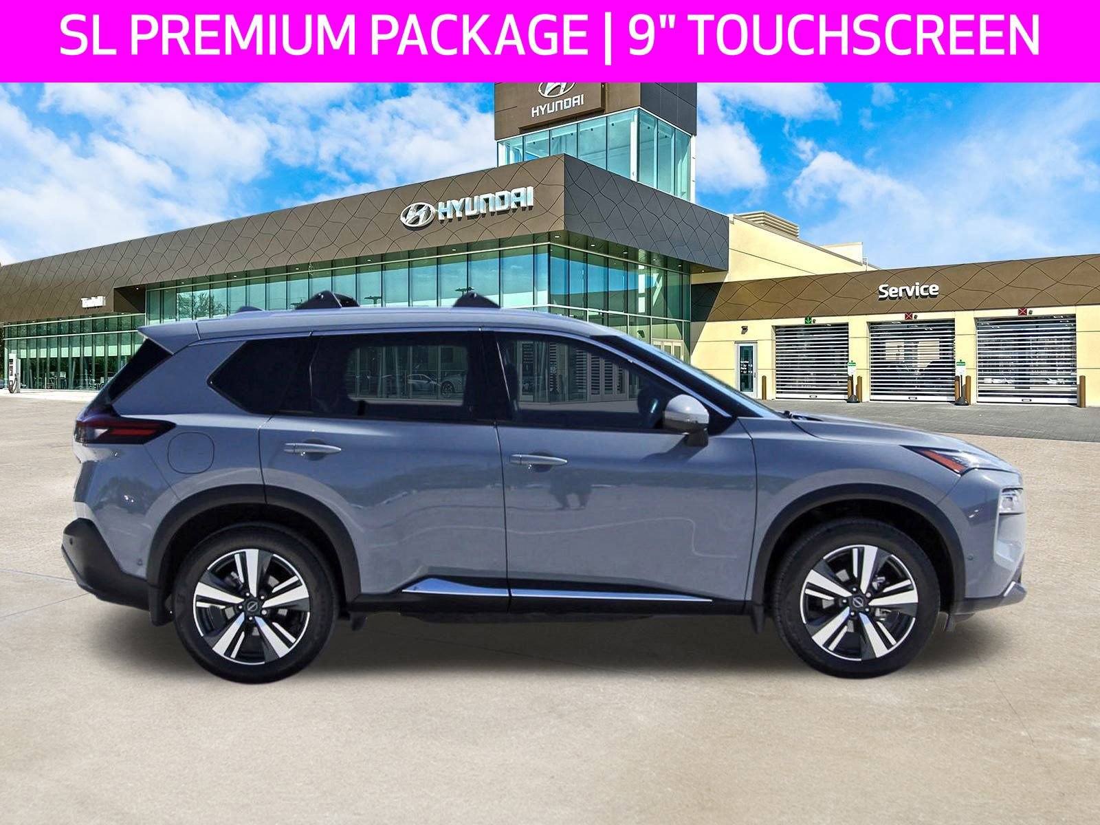 Used 2023 Nissan Rogue SL w/ SL Premium Package image 4