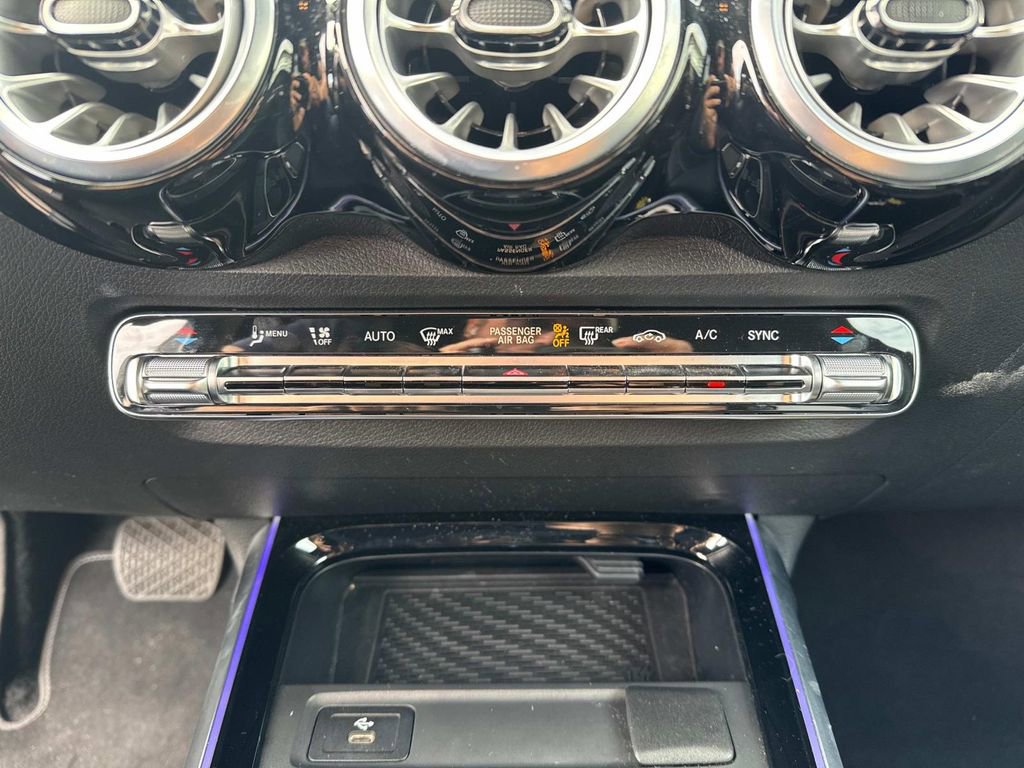 Used 2024 Mercedes-Benz GLB 250 image 26