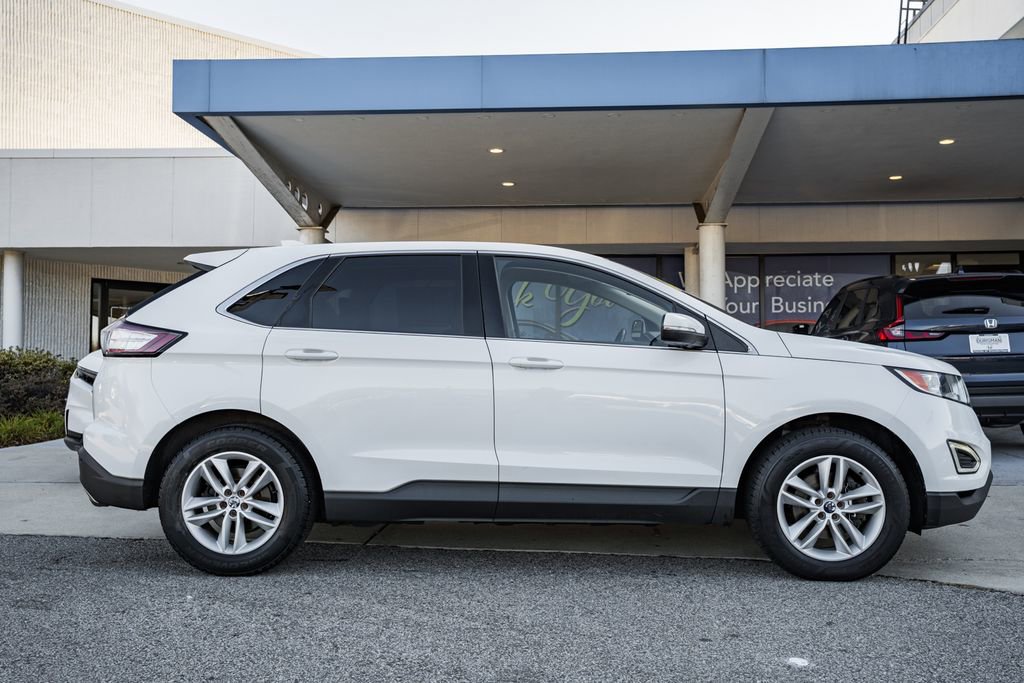 Used 2017 Ford Edge SEL w/ Equipment Group 201A image 3