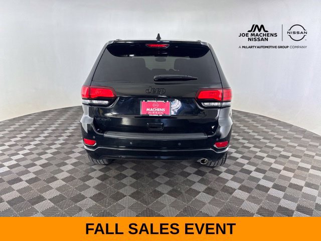 Used 2019 Jeep Grand Cherokee Altitude AWD/4WD image 12