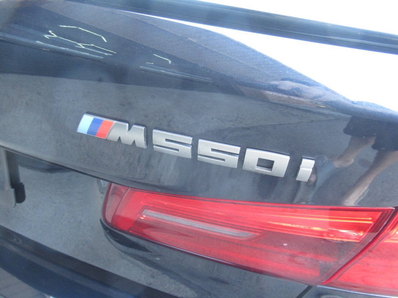 Used 2020 BMW M550i xDrive w/ Premium Package AWD/4WD image 13