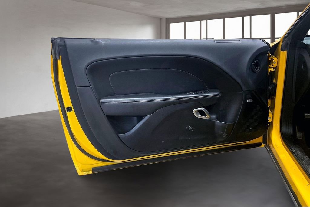 Used 2017 Dodge Challenger R/T Plus image 23