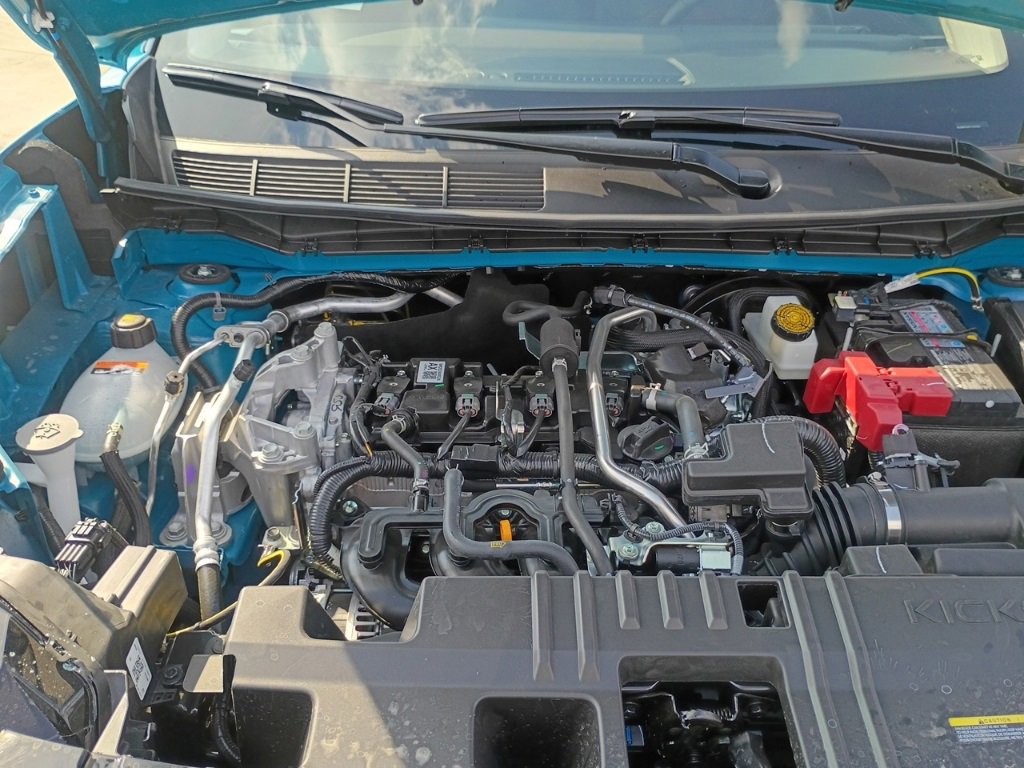 New 2026 Nissan Kicks SR image 26