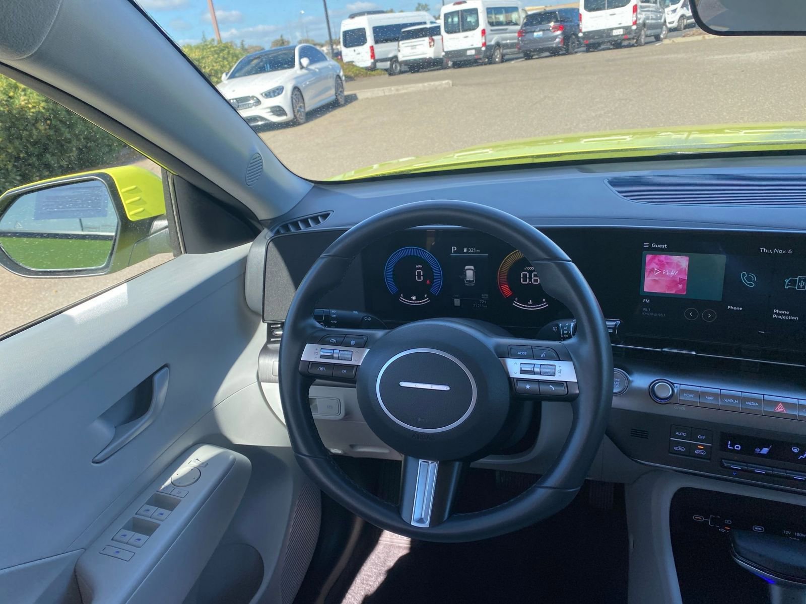Used 2025 Hyundai Kona SEL image 34