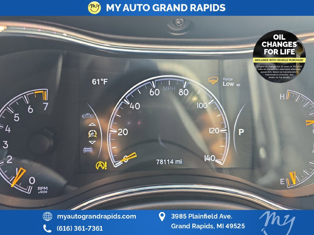 Used 2020 Jeep Grand Cherokee Overland AWD/4WD image 17