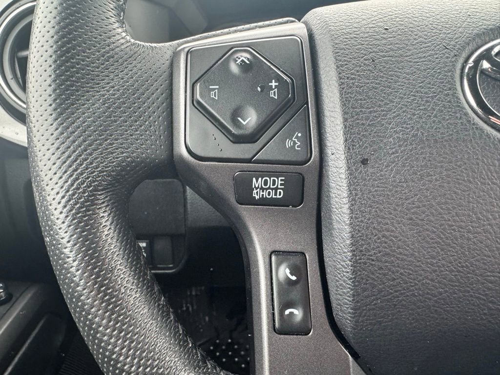 Used 2022 Toyota Tacoma TRD Sport image 15