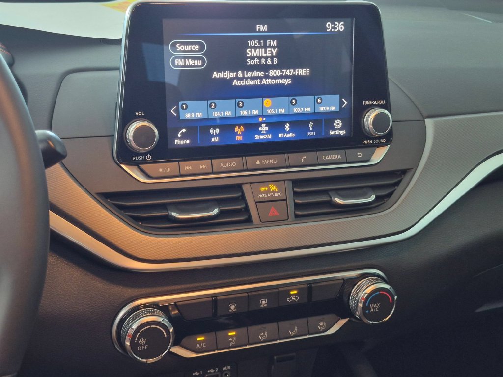 Used 2025 Nissan Altima 2.5 SR FWD image 19
