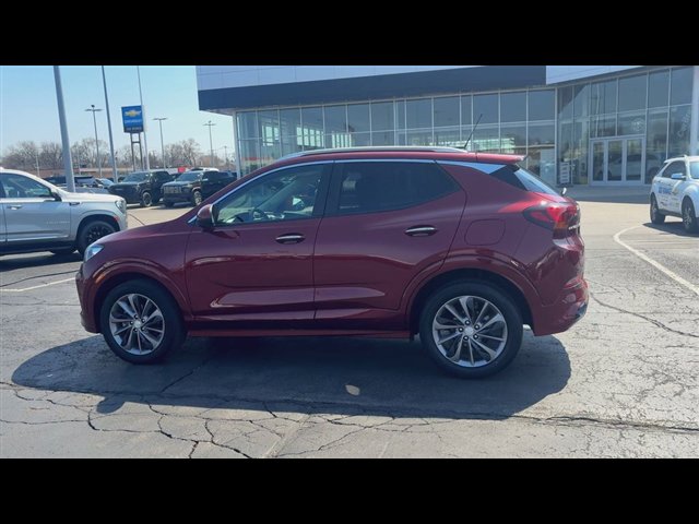 Used 2023 Buick Encore GX Select w/ Sport Touring Package image 6