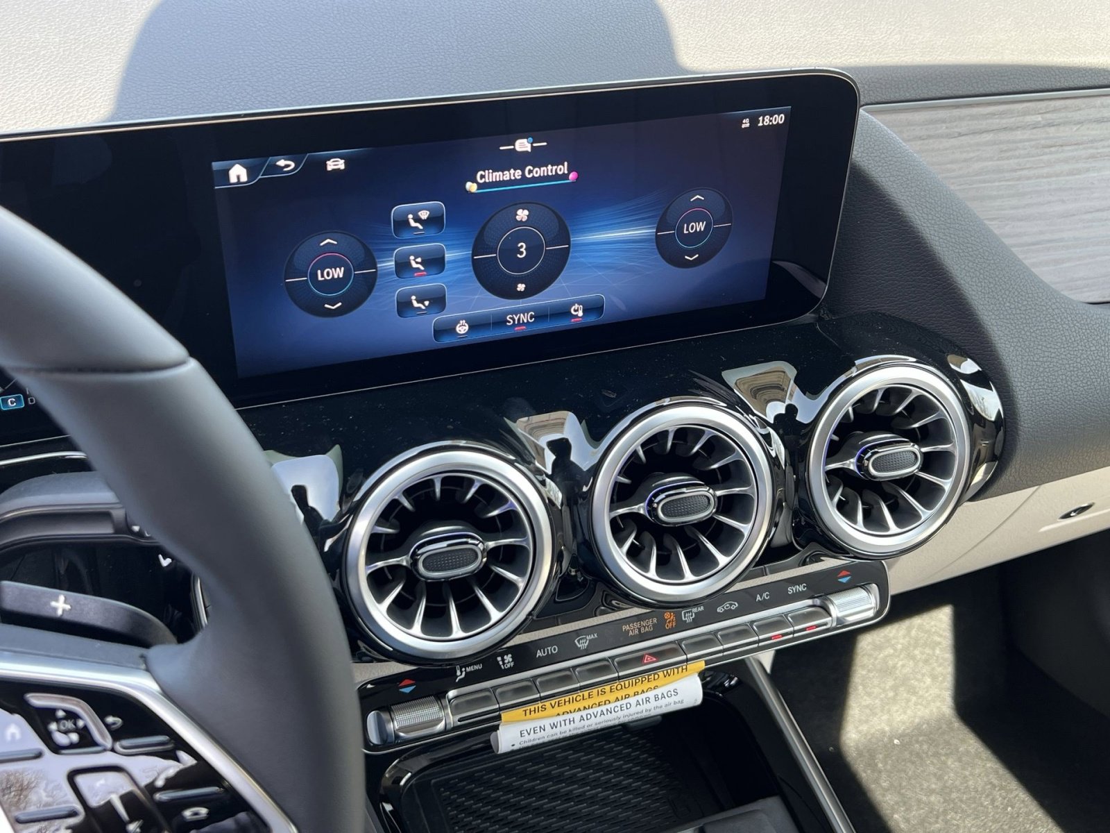 New 2026 Mercedes-Benz GLA 250 4MATIC image 19