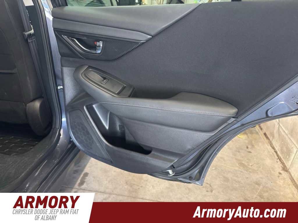 Used 2023 Subaru Outback Premium image 32