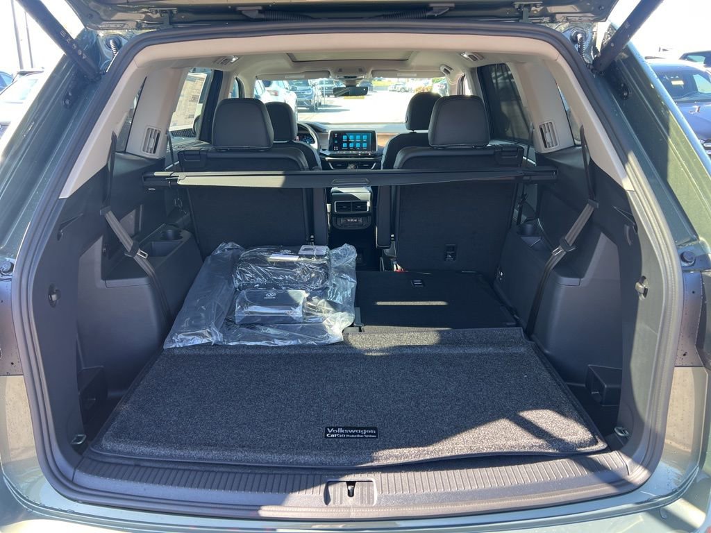 New 2026 Volkswagen Atlas SE image 13