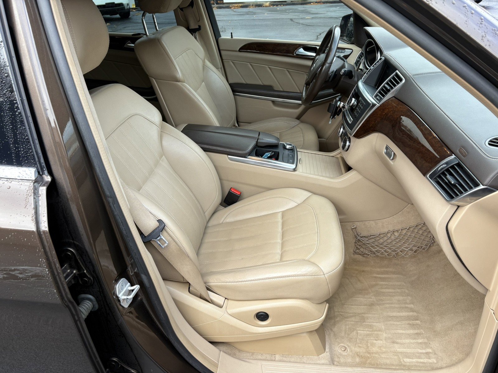 Used 2014 Mercedes-Benz GL 450 4MATIC image 33