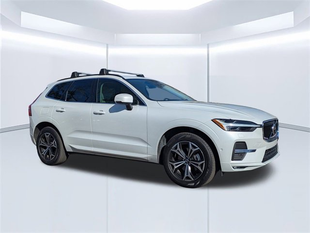 Used 2022 Volvo XC60 B5 Momentum w/ Advanced Package
