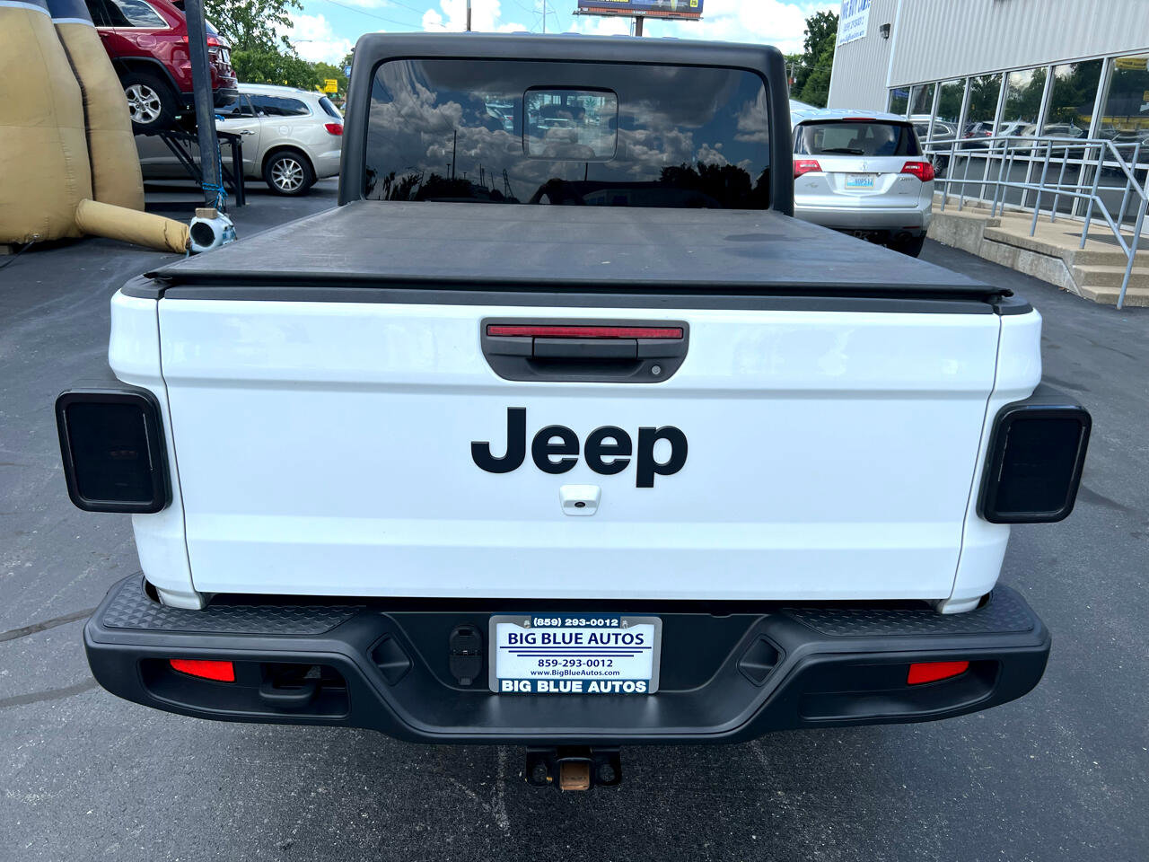 Used 2021 Jeep Gladiator Sport image 4