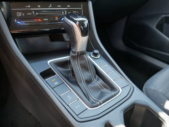 Certified 2025 Volkswagen Jetta S FWD image 28