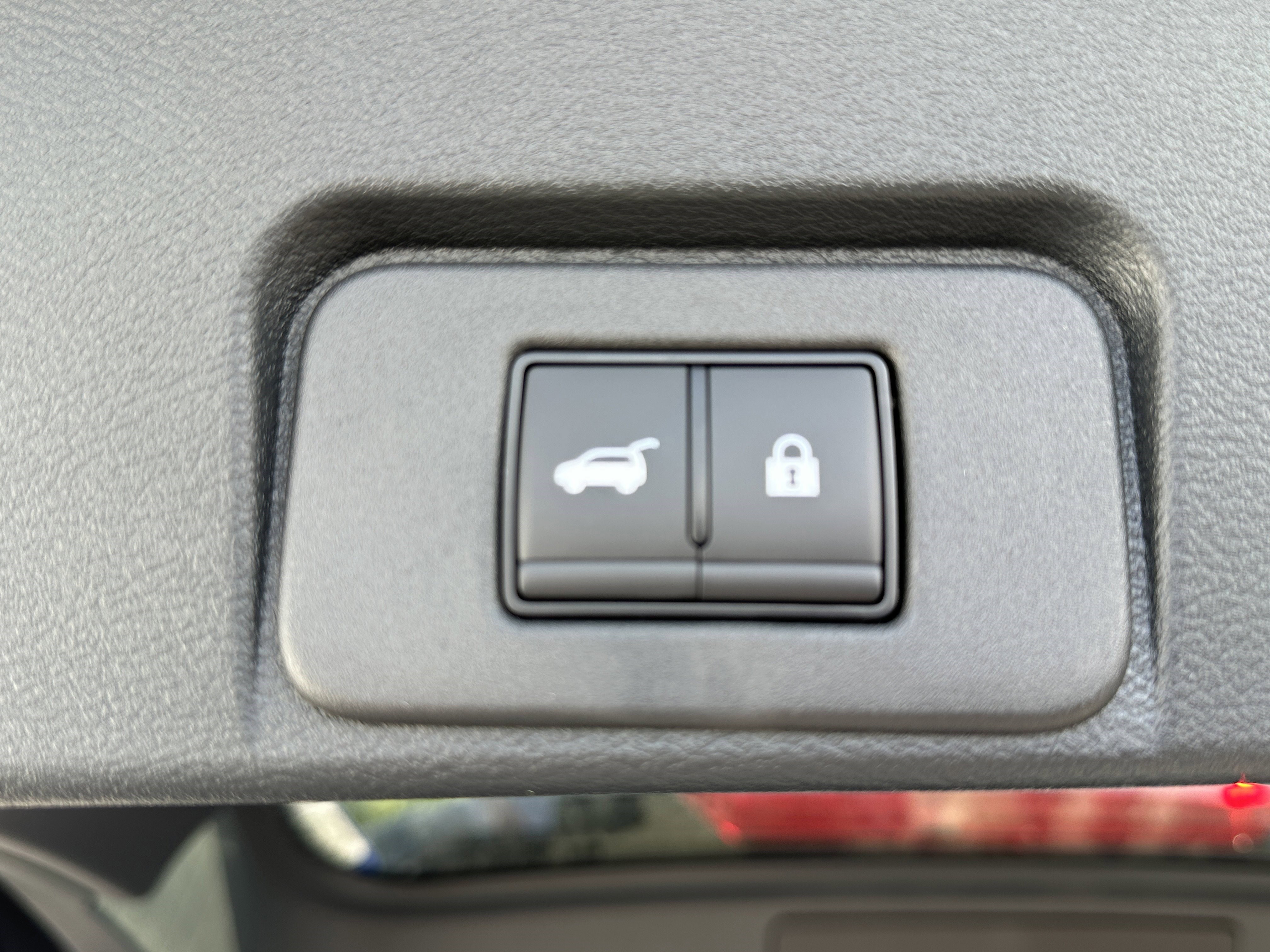 New 2026 Nissan Rogue Platinum image 39