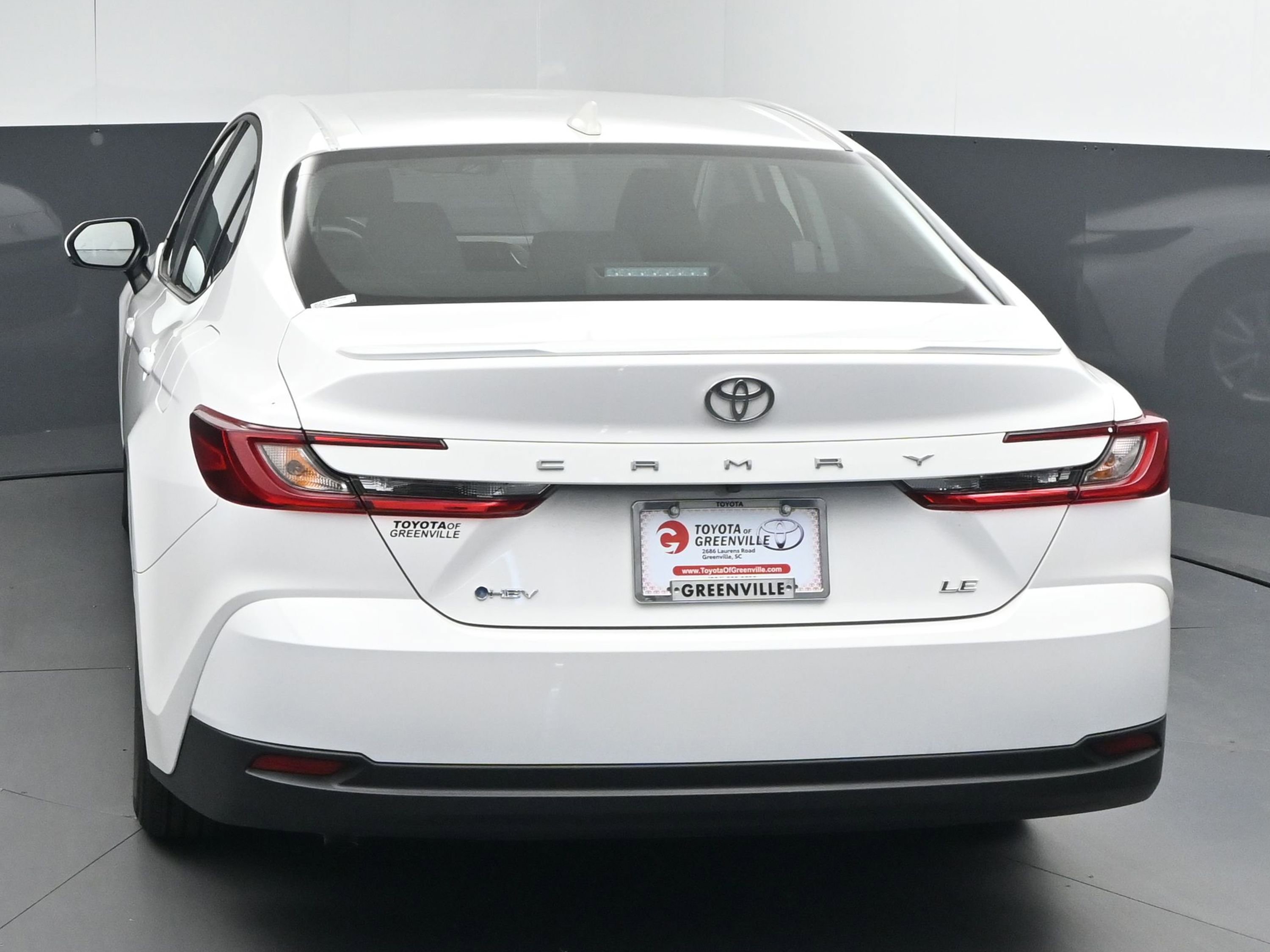 Used 2025 Toyota Camry LE w/ Convenience Package image 7