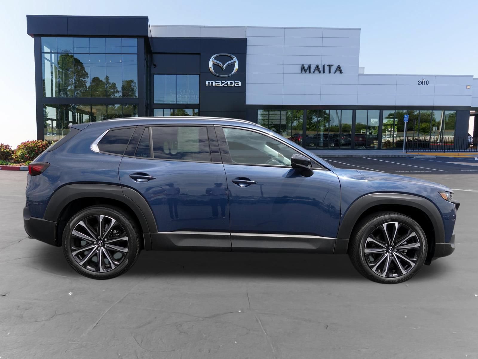 Certified 2025 MAZDA CX-50 AWD 2.5 S w/ Premium Plus Pkg image 2