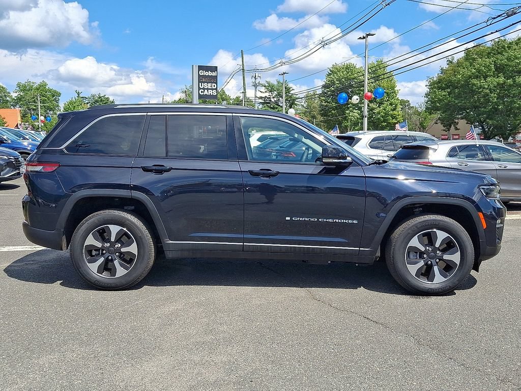 Used 2023 Jeep Grand Cherokee 4WD 4xe image 8