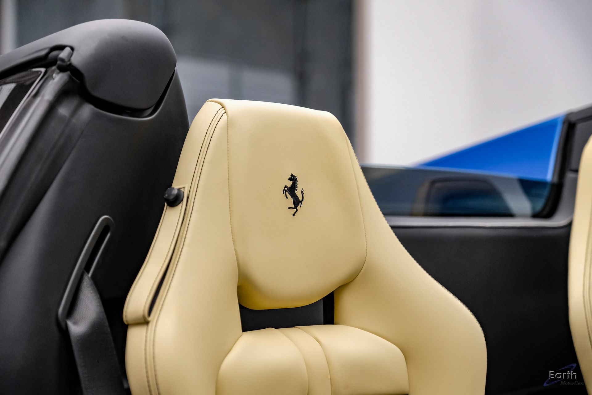 Used 2023 Ferrari F8 Tributo RWD image 63