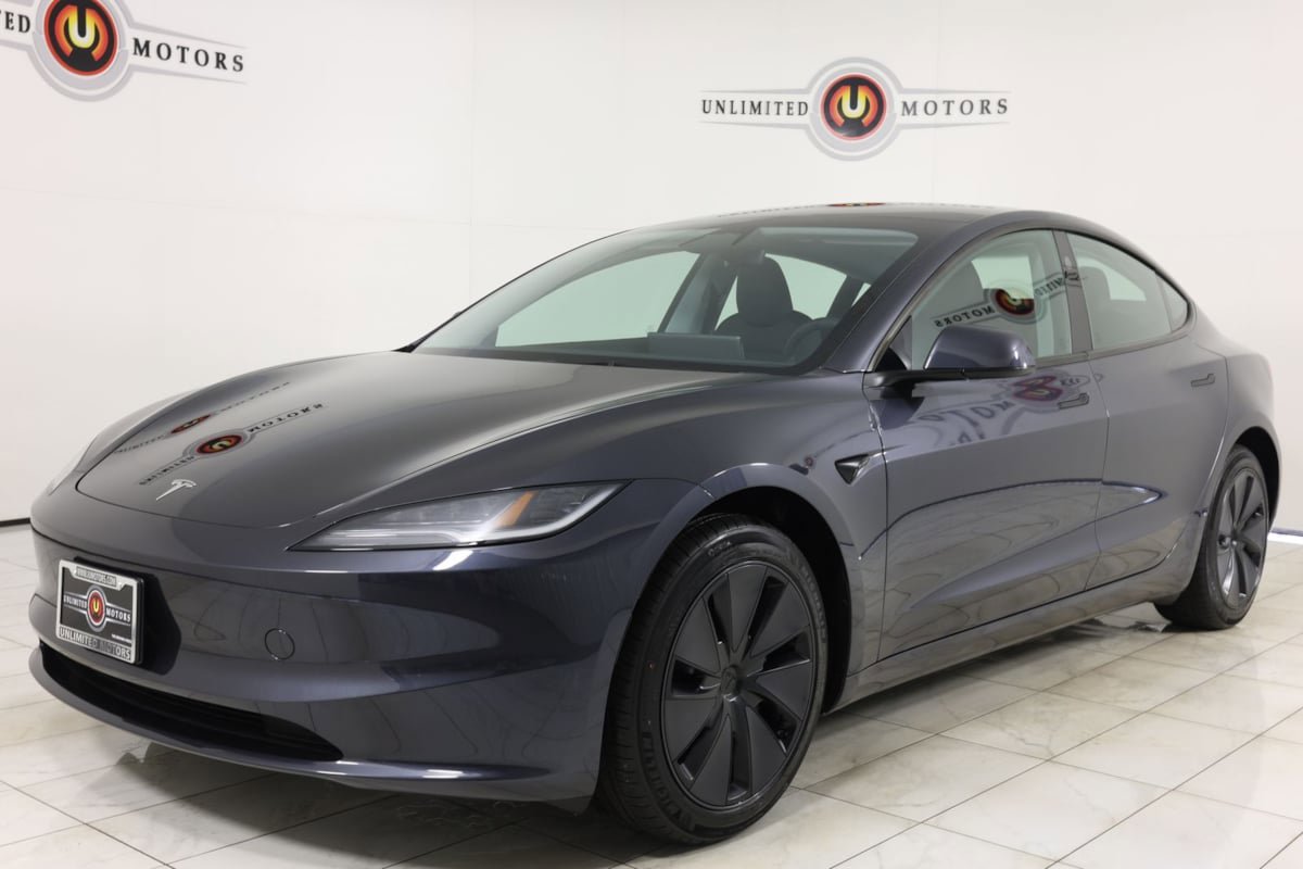 Used 2025 Tesla Model 3 RWD image 5