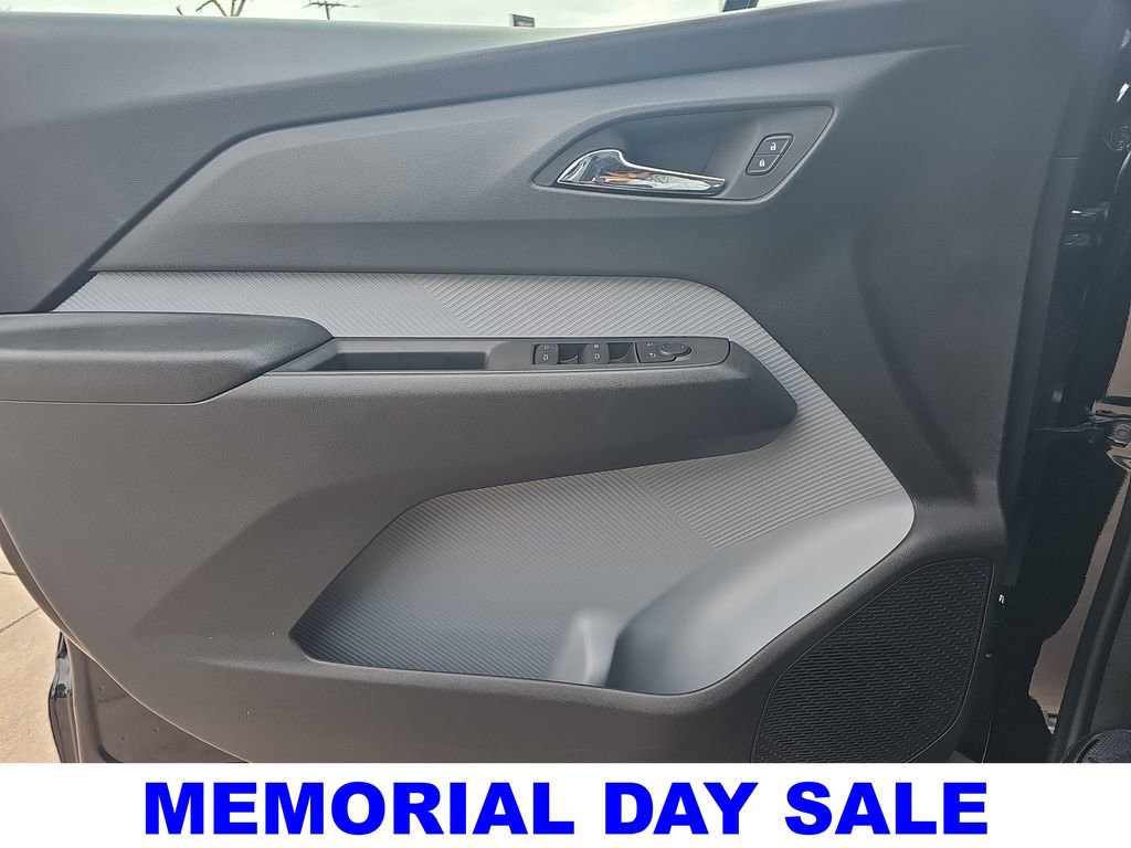 New 2027 Chevrolet Bolt RS w/ Technology Package FWD image 26