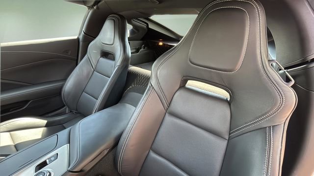 Used 2019 Chevrolet Corvette Stingray Coupe w/ Carbon Flash Badge Package image 20
