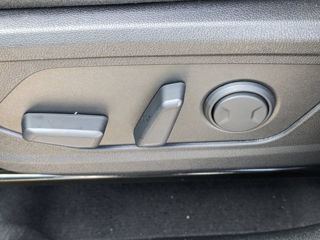Used 2025 Kia Sorento EX w/ Panoramic Sunroof Package FWD image 18