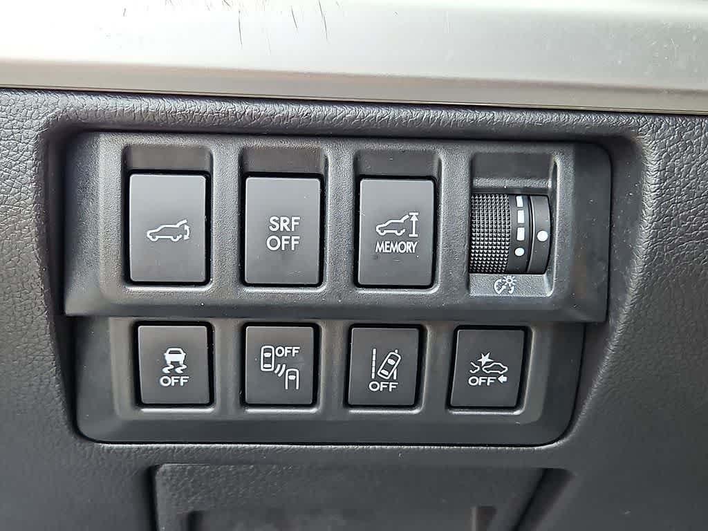 Used 2016 Subaru Outback 2.5i Limited AWD/4WD image 26