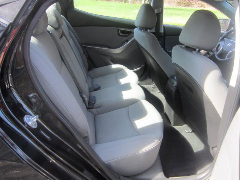 Used 2013 Hyundai Elantra GLS w/ Preferred Pkg image 24