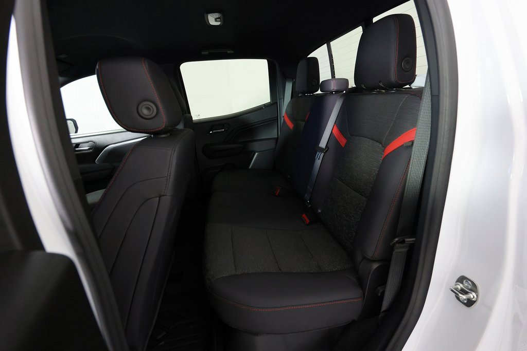 Used 2024 Chevrolet Colorado Z71 w/ Z71 Convenience Package 2 image 13