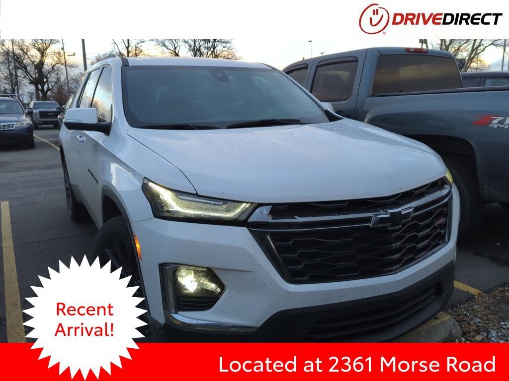 Used 2023 Chevrolet Traverse RS